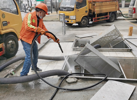 大涌镇隔油池清理